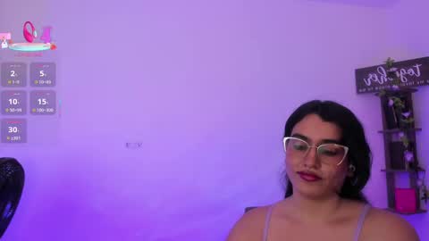Snapshot of isabella_aristi03 chatting on 09.27.25 isabella_aristi03 online show from 09.27.25