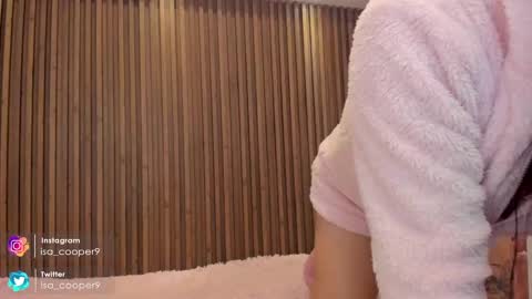 Isabella Cooper online show from 02.11.25