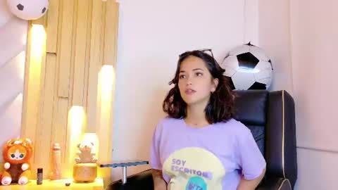 ISABELLA online show from 07.06.26