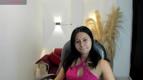 Isabella online show from 06.08.26