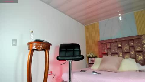 isabella_haddad online show from 10.31.25