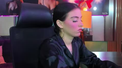 Snapshot of isabella_hv chatting on 06.04.26 ISABELLA online show from 06.04.26