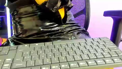 Snapshot of isabella_hv chatting on 06.15.26 ISABELLA online show from 06.15.26
