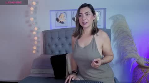   online show from 11.25.25