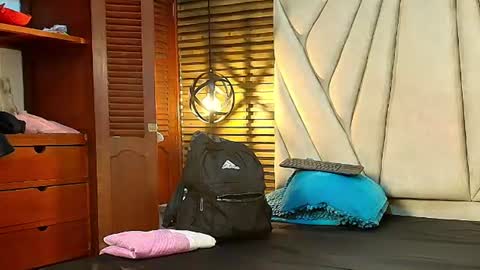 isabella_luxet online show from 07.13.26