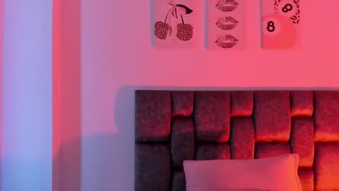 Isabella Moon9 online show from 03.28.26