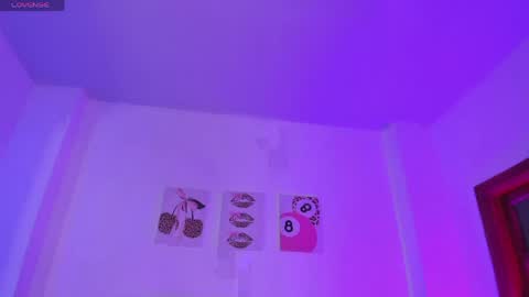 Isabella Moon9 online show from 05.01.26