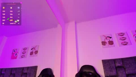 Isabella Moon9 online show from 05.13.26