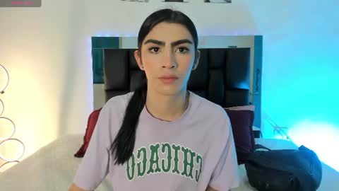 Isabella Moon9 online show from 07.14.26