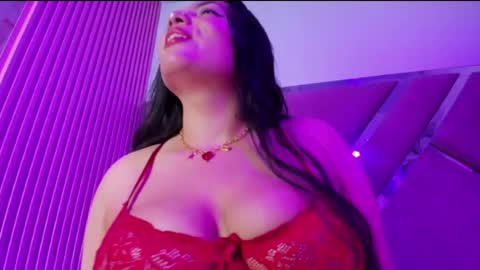 Isabella online show from 07.18.26