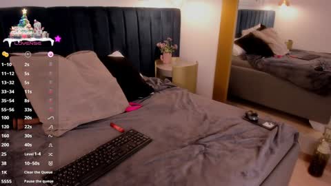 Snapshot of isabella_roa chatting on 12.09.24 Isabella online show from 12.09.24