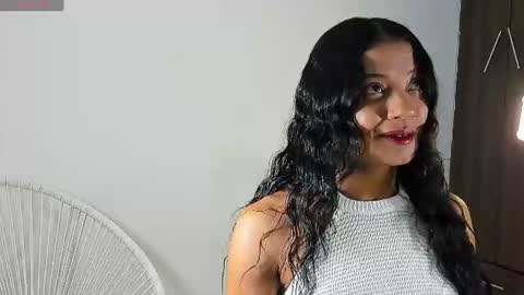 Snapshot of isabella_savina chatting on 06.22.26 Isabella online show from 06.22.26