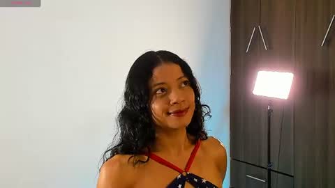 Snapshot of isabella_savina chatting on 07.29.26 Isabella online show from 07.29.26