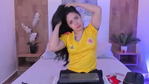 isabella_winkler online show from 07.03.26
