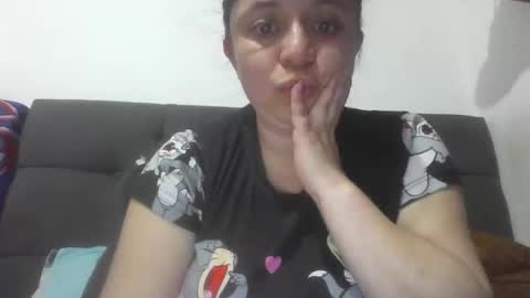 isabellaa_hills_ online show from 04.29.26