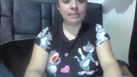 isabellaa_hills_ online show from 06.07.26
