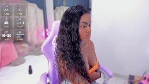 Snapshot of isabellabroms21 chatting on 12.07.24 v online show from 12.07.24