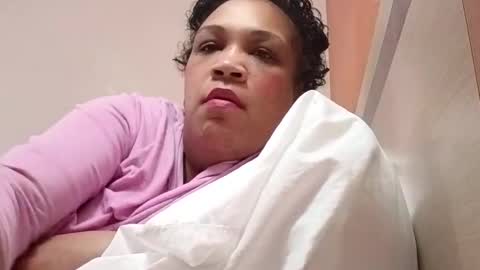 Isabella online show from 02.15.26