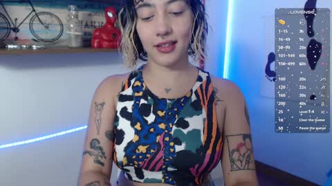 Snapshot of isabellakoff chatting on 01.25.25 Tati - online show from 01.25.25