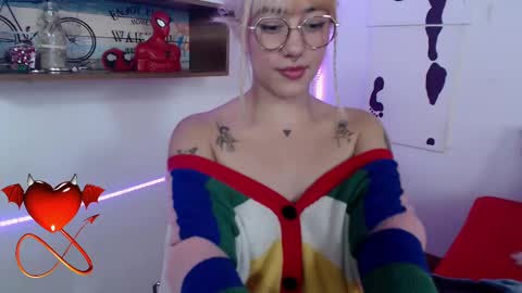 Snapshot of isabellakoff chatting on 02.12.25 Tati - online show from 02.12.25