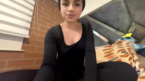 Isabella.. back again  online show from 02.04.26