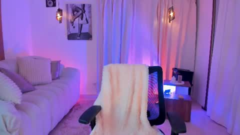 ISABELLA  online show from 06.28.26