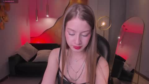 Isabella Moretti online show from 02.27.26