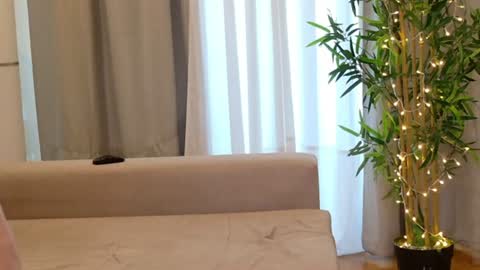 isabellauribe online show from 06.11.26