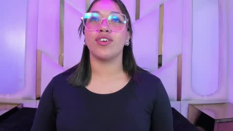 isabellrodriguez18 online show from 04.11.26