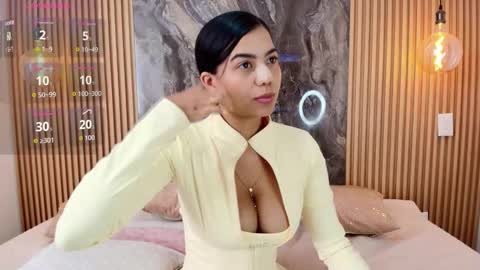 Snapshot of isadora_14 chatting on 10.11.25 ISADORA online show from 10.11.25