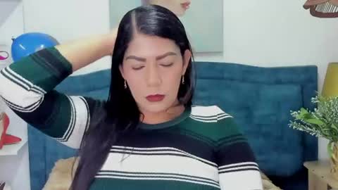 Isabel online show from 06.25.26