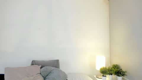 isameow online show from 02.05.25