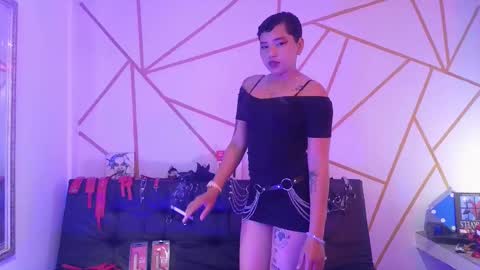 Snapshot of ise_lunny chatting on 10.17.25 isabela online show from 10.17.25