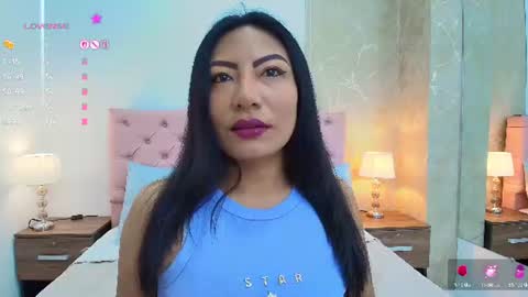 Isis Choi online show from 07.28.26