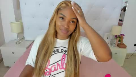 Vanessa online show from 12.04.25