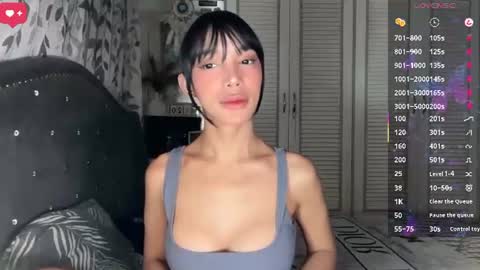 Snapshot of islabelle_ chatting on 07.27.26 isla online show from 07.27.26