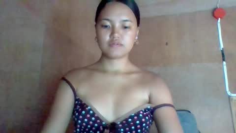 Snapshot of island_girl888 chatting on 05.24.26 siri online show from 05.24.26