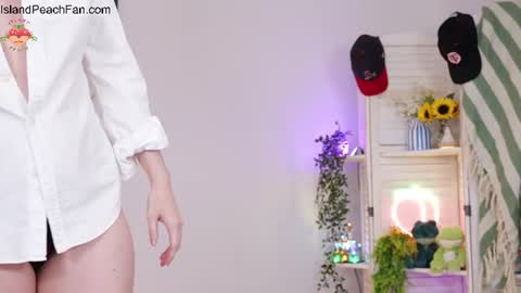 Lou  Peaches online show from 07.24.26