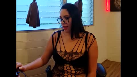 Snapshot of islandmilf777 chatting on 03.08.25 BiancaRose online show from 03.08.25