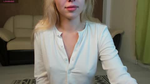 Polly online show from 09.18.25