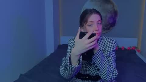 Emilia online show from 03.05.26