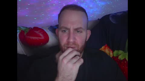 Tall Jewish Ginger DOM online show from 12.10.24