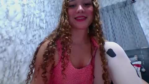 Snapshot of issa30213 chatting on 12.13.24 Issa online show from 12.13.24