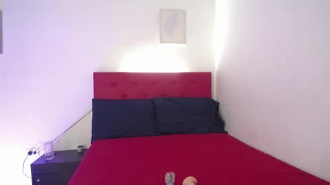 Snapshot of issa_kitty chatting on 01.15.25 issa_kitty online show from 01.15.25