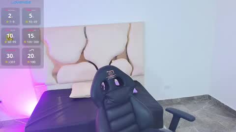 Issa online show from 03.08.25