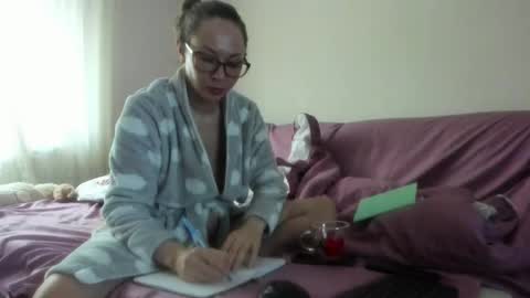 Issabelle online show from 02.25.26