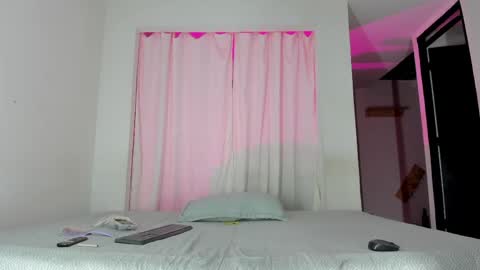Isabella  online show from 06.08.26