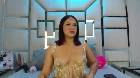 Snapshot of issysleblanc chatting on 03.18.26 Issys online show from 03.18.26