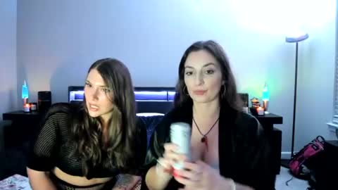 Bella Bloom online show from 06.15.26