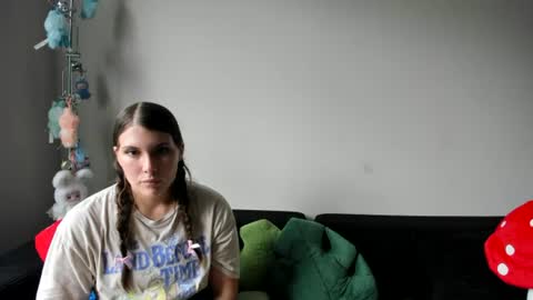 Bella Bloom online show from 07.22.26